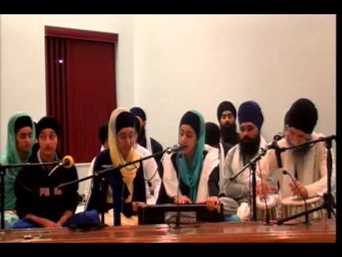 001 Windsor Raensabaayee Keertan Sep.2013 B. Harkiran Kaur Jee TO