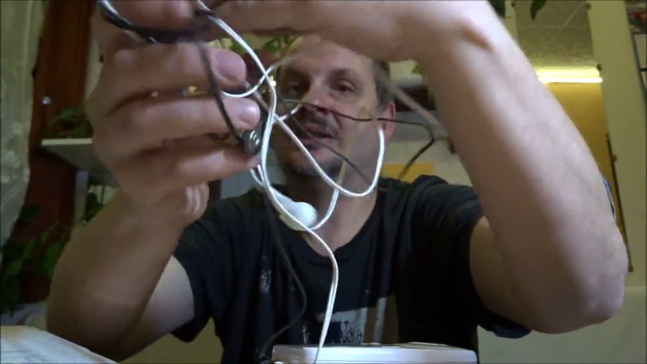 Urządzenie medyczne Sanitas do elektrostymulacji mięśni z Lidla. 24.01.2022.