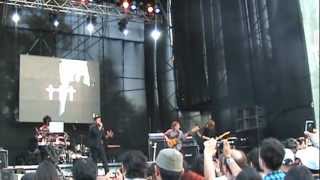 Crosses - Fron†iers frontiers Live in Lollapalooza Santiago Chile 2012
