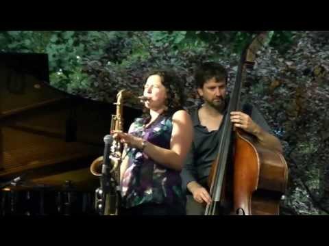 Clarinetist-saxophonist Anat Cohen