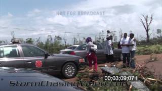 preview picture of video '4/24/2010 Yazoo City, MS tornado aftermath footage.'