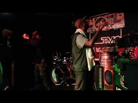 VIBRONICS---Madu Messenger ft Parvez Dub Factory live---Richi's Rootz Dance 2013