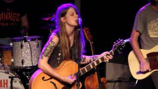Sarah Shook & The Disarmers - Hurt