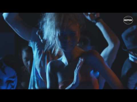 Bob Taylor feat Inna - Deja Vu (Official Video).mp4