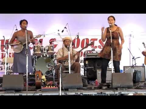 Carolina Chocolate Drops - "Rose Marie" - Rhythm & Roots 2012