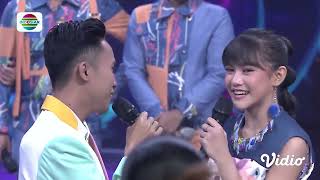 Download lagu Mae Soimah Interogasi!!! Kenapa Sridevi Gak Mau Pegangan dengan Ainur!!? | DA 5 Fifty Fifty mp3