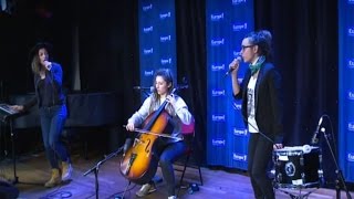 L.E.J. interprète &quot;La dalle&quot; en live