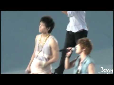 {100822/SFC} SM Town LIVE'10 Jonghyun Feat Yesung - Sea of Love