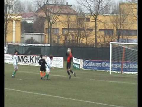 1° Parte Camp. Prom. Veneto g. D 17° g. Favaro 1948-Mestre 2 - 0.wmv