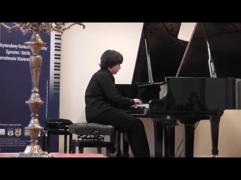 eMuse competition video-Wiktor Kazubiński, piano, 14 years old- Poland.