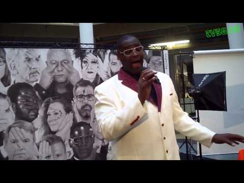 #hinsehen mit Alphonso Williams