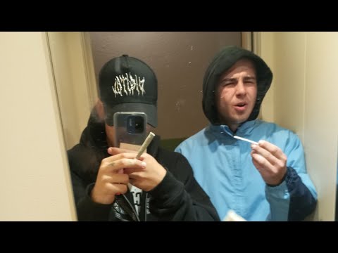 Černej Kapitán - STREET CREDIT Ft. DONIE WEEZ (Lyrics Video)