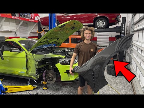 I HAD TO DRILL INTO $1,500 CARBON FIBER FENDERS TO MAKE THEM FIT! (GT350R CARBON FENDERS FOR SALLY)