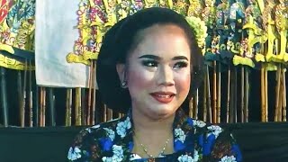 Download lagu Sinden cantik ika suhesti tampil maneh // KI SENO NUGROHO mp3