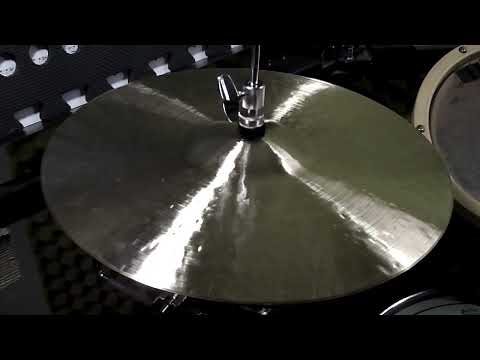 15 Hats, 1089 & 1036g - Handcrafted cymbals by Craig Lauritsen