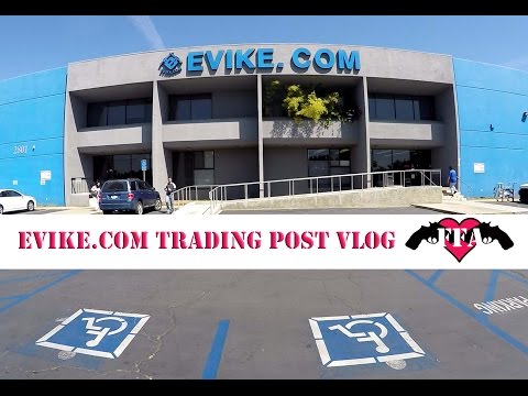 EVIKE TRADING POST VLOG WITH UNICORN LEAH AND JET DESERTFOX!