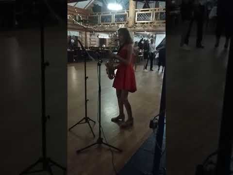 40 lat minęło 🍾 sax cover 🎷 by Beti