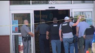 Robbery reported at CVS in Collier County