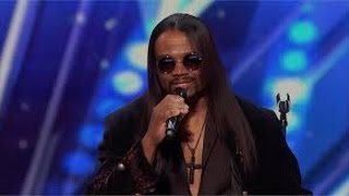 RL Bell cantando Me And Mrs Jones  - Sarah Jane Morris