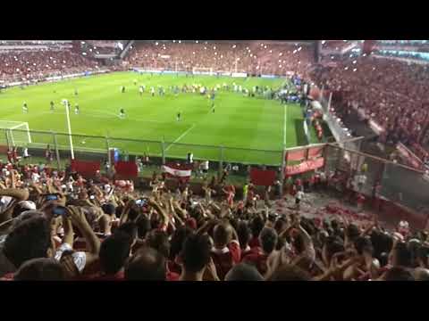 "Final de independiente  vs flamengo ida hinchada" Barra: La Barra del Rojo • Club: Independiente • País: Argentina