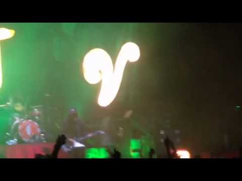 Pierce The Veil- Wasteland live