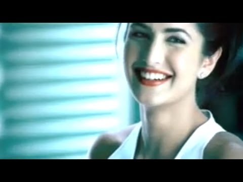 download lagu mp3 mp4 Katrina Kaif Lakme Ad, download lagu Katrina Kaif Lakme Ad gratis, unduh video klip Katrina Kaif Lakme Ad