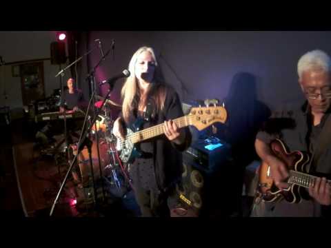 Rebecca Johnson Band *KEEP FORGETTING* (RE-MIXED) Live @ The Manly Fig (27/5/16)