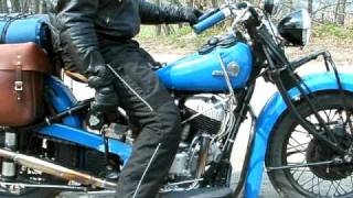 Indian Chief 1944, starting and riding