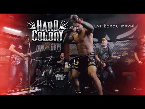 Hard Colony - Hard Colony - Lvi žerou první