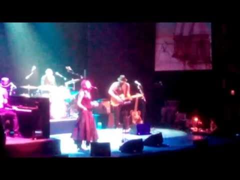 Marlango - Hold Me Tight (Circo Price)