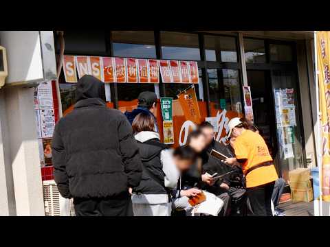 Curry! Cheese! Big Bowl! Serving Explosive Calories for Customers’ Smiles — Jiro-Style Ramen