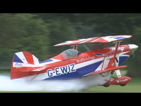 Pitts S2S flown by Rich Goodwin