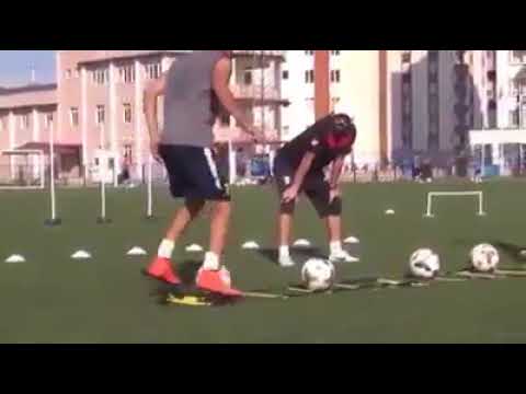 Koordinationsleiter mit Ball