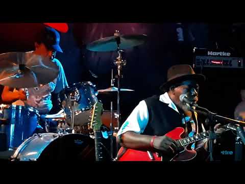 Lurie Bell Rosa’s Lounge Chicago, Illinois