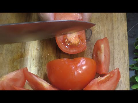 Das einfache Rezept für ♥ Tomatensalat ♥ schmeckt frisch am besten ♥ Schnell und lecker