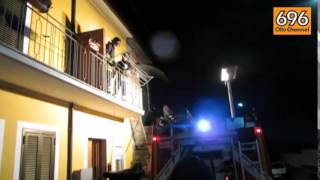 tragico-incendio-in-una-casa-muore-una-donna