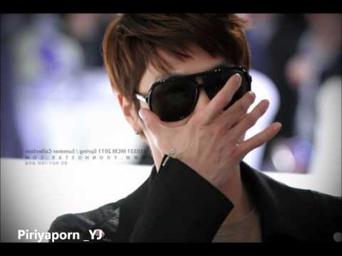 YUNHO    All About Him - Auburn