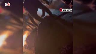 Otomobil İle Çarpışan Motosiklet Yandı 1'i Ağır 2 Yaralı