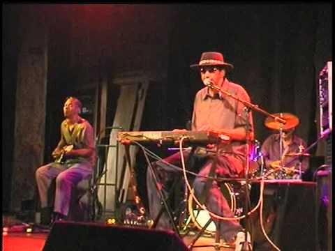SOA Alfred Brown and the SOA Band play Lets Straighten it out.wmv