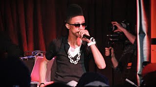 Lil Twist Perfoms &quot;Carte Blanche&quot;