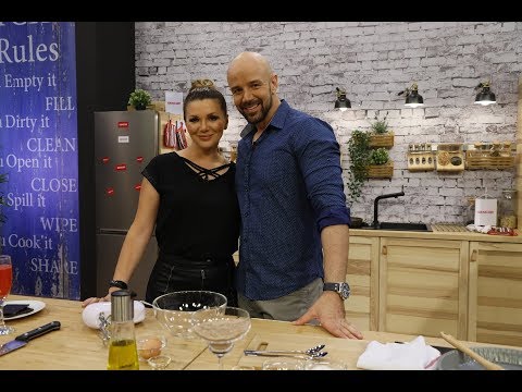 Mr. Kitchen: Gastro blogerka Maja Petrović pravi čokolešnik picu