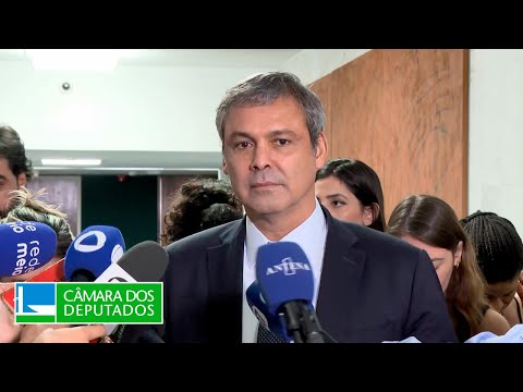 Lindbergh fala sobre ação penal contra Ramagem e criação de CPI do INSS - 30/04/2025