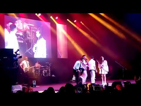 Beso sarastian // show de dosogas bs.as // 7-04