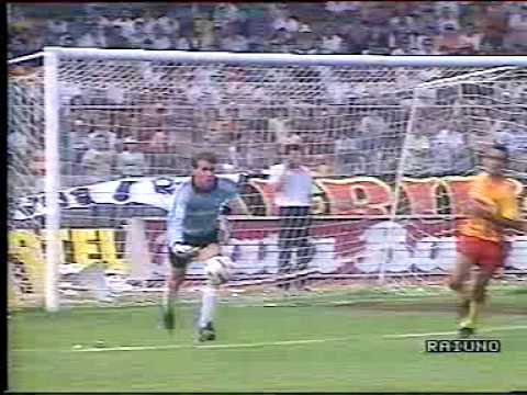 Lecce-Torino 3-1 (P.Benedetti, Barbas, Paciocco, Fuser) del 25-06-1989