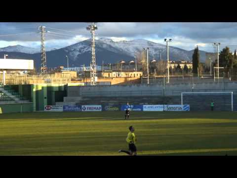 S.D.G. Segoviana 2 - Santa Marta de Tormes 1 . 27ª Jornada La Albuera 27/2/2011 (4)