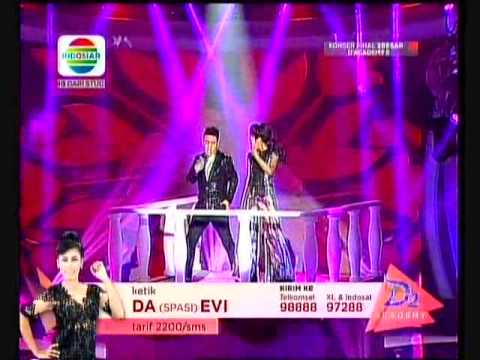 Evi Massamba-Danang Banyuwangi duet konser final 3 besar D'Academy (penampilan yang cetar)2