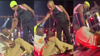 Download lagu Is Shebeshxt Wrong For Doing This To A Disabled Fan On Stage? 😥 mp3 Download lagu Is Shebeshxt Wrong For Doing This To A Disabled Fan On Stage? 😥 mp3