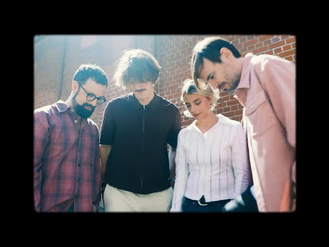 Puggy (feat. Maëlle) - Mirror (Official Video)
