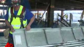 Subway Shop Pulled Sky-high for Workers at WTC