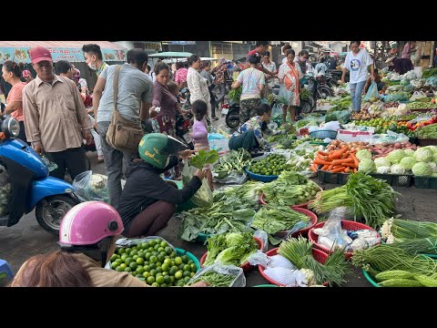 Morning Food Market Scene @Chbar Ampov - Lifestyle Of Khmer People Buying Some Food In Market
